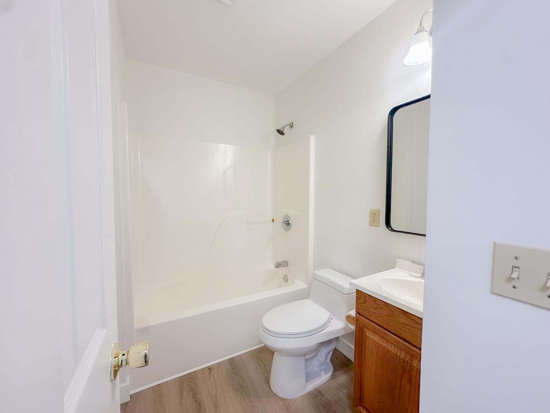 552 Locust Street photo 23
