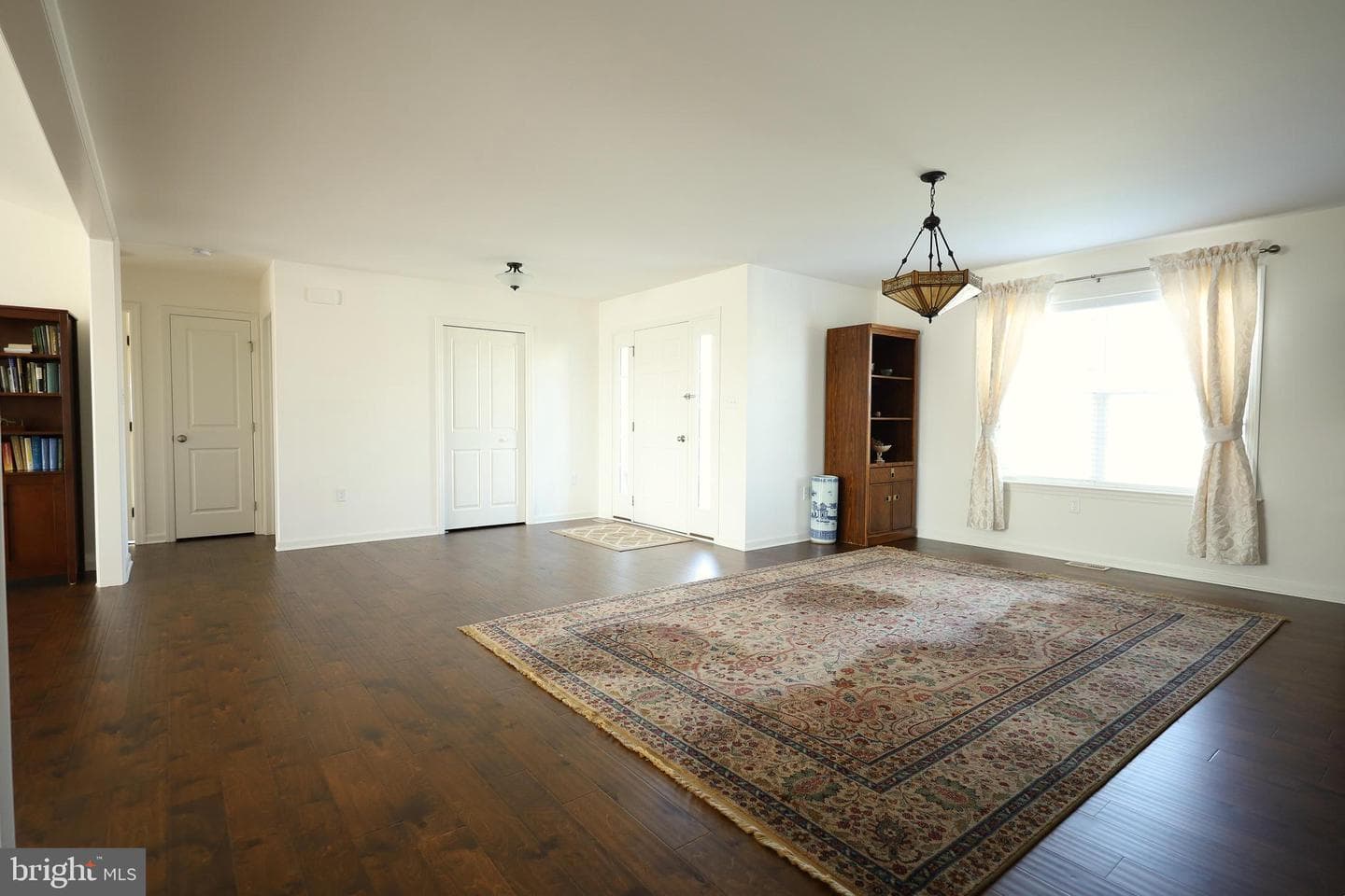 613 Rishel Drive photo 3