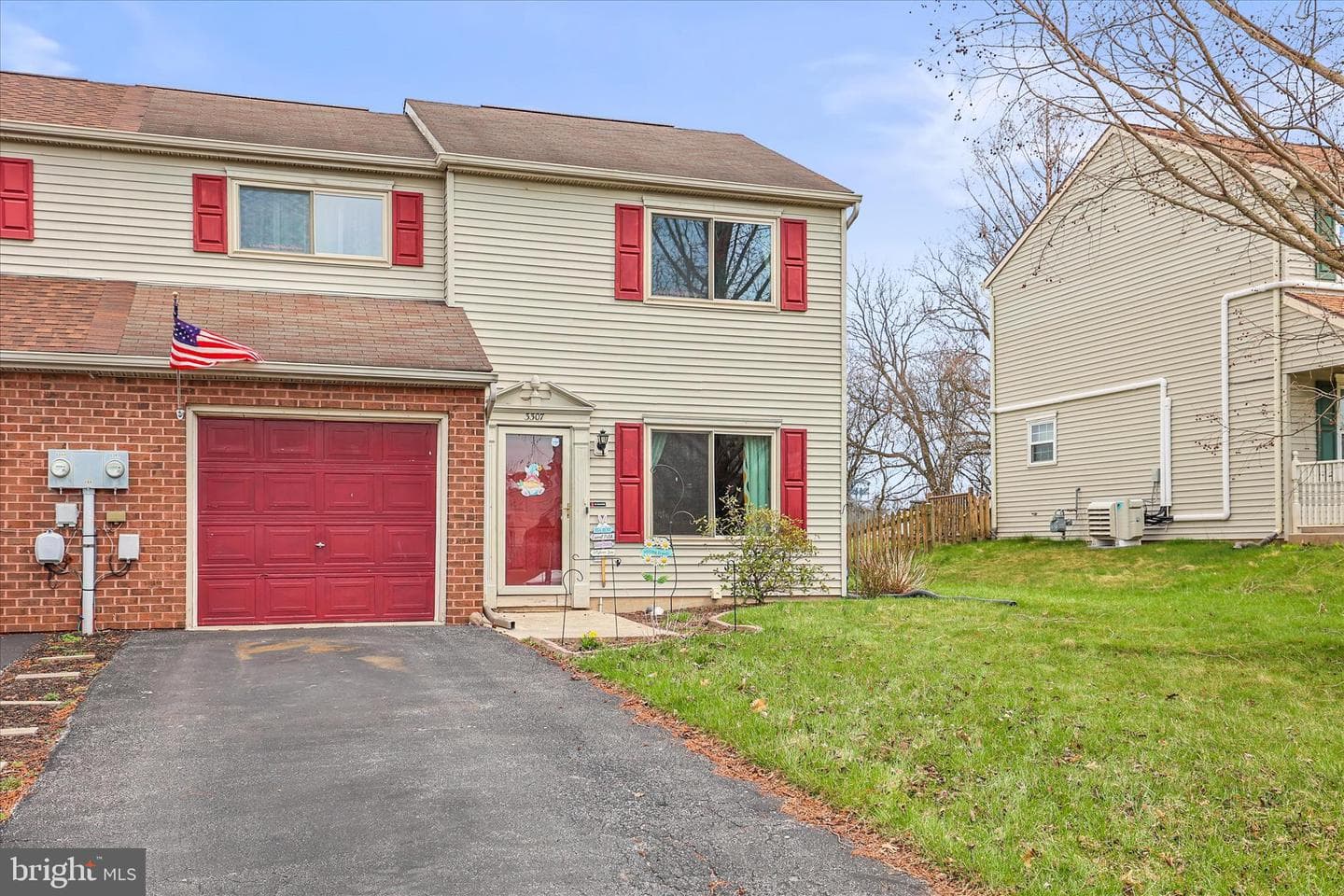 3307 Glen Hollow Drive photo 3