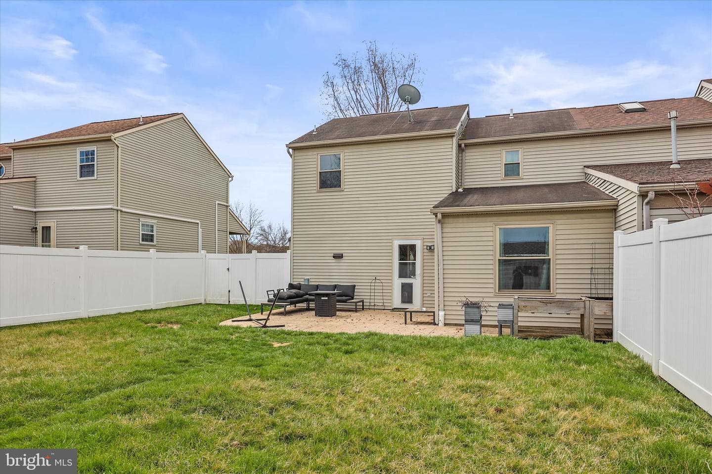 3307 Glen Hollow Drive photo 32