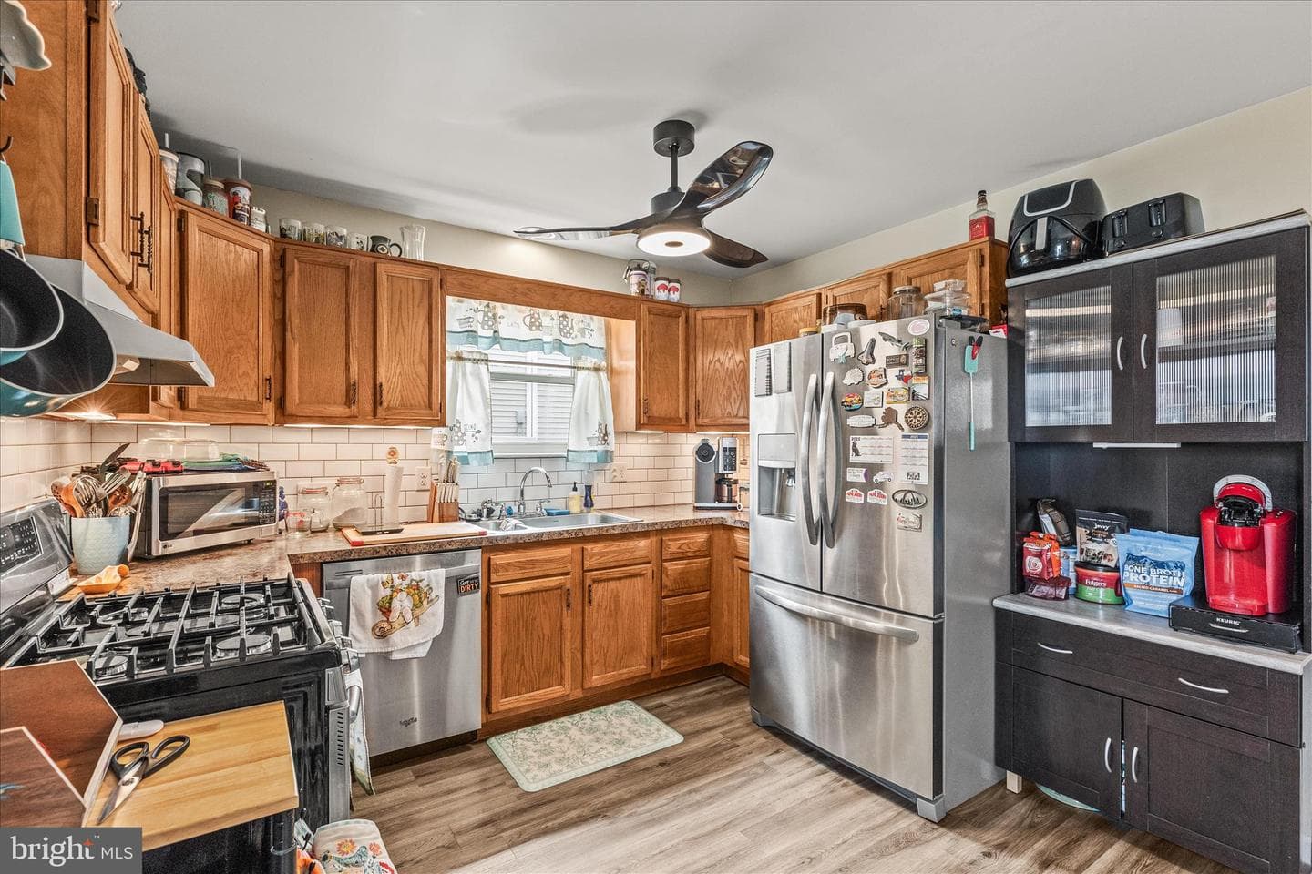 3307 Glen Hollow Drive photo 9