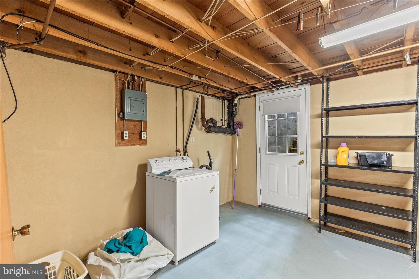 1884 Ebony Drive photo 38