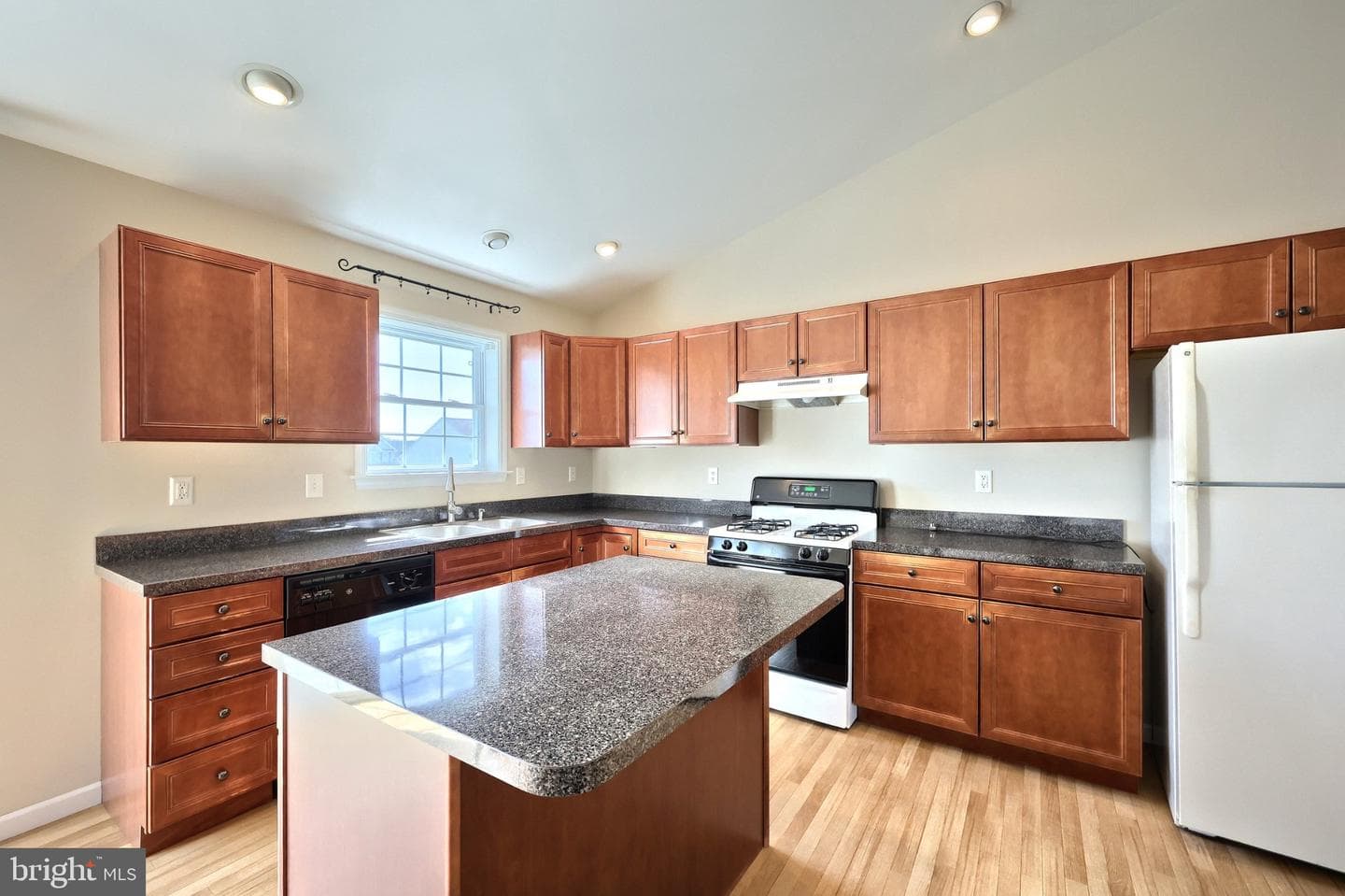 135 Torrey Pines Drive photo 18