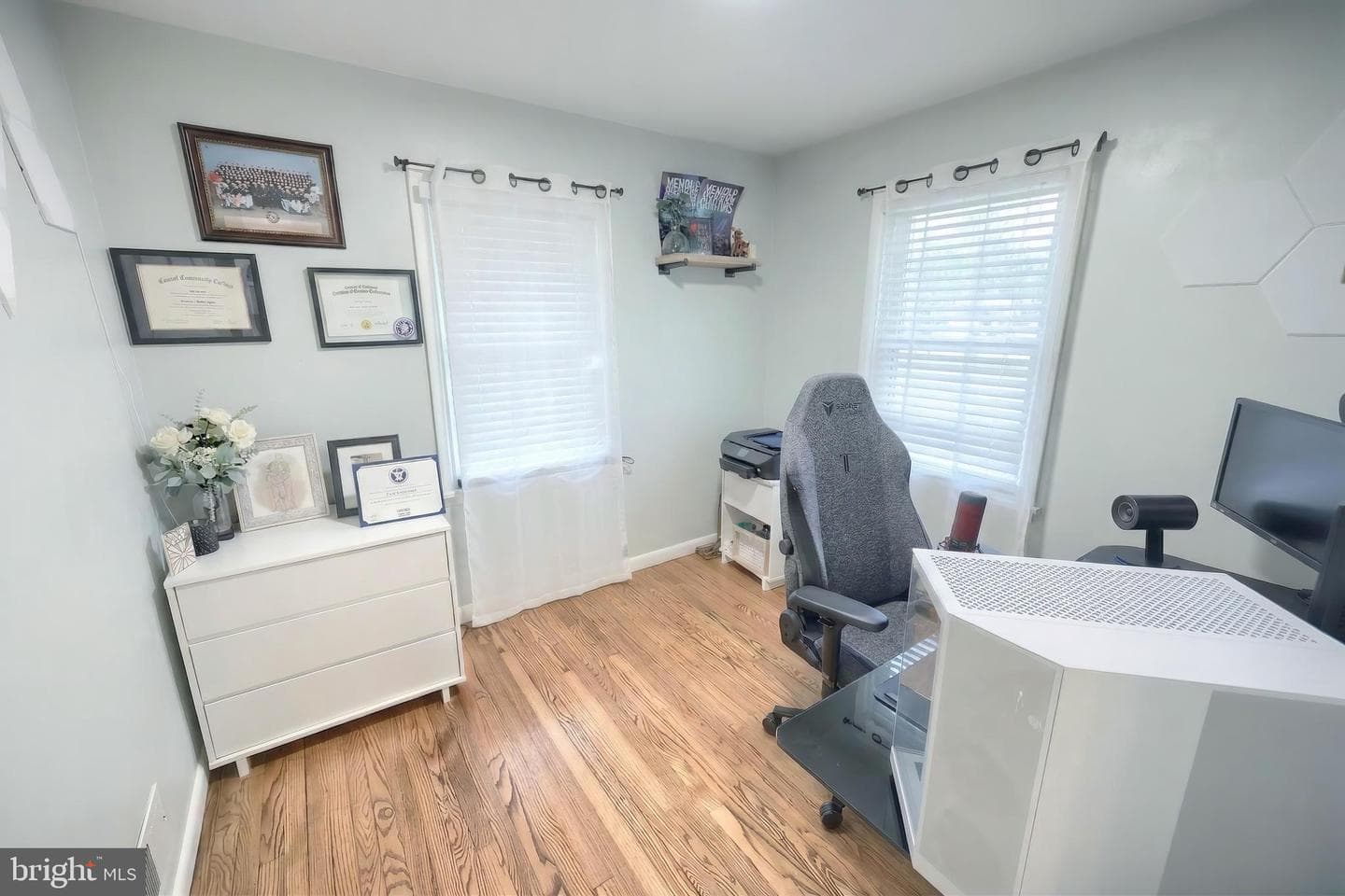 1006 E Walnut Street photo 22
