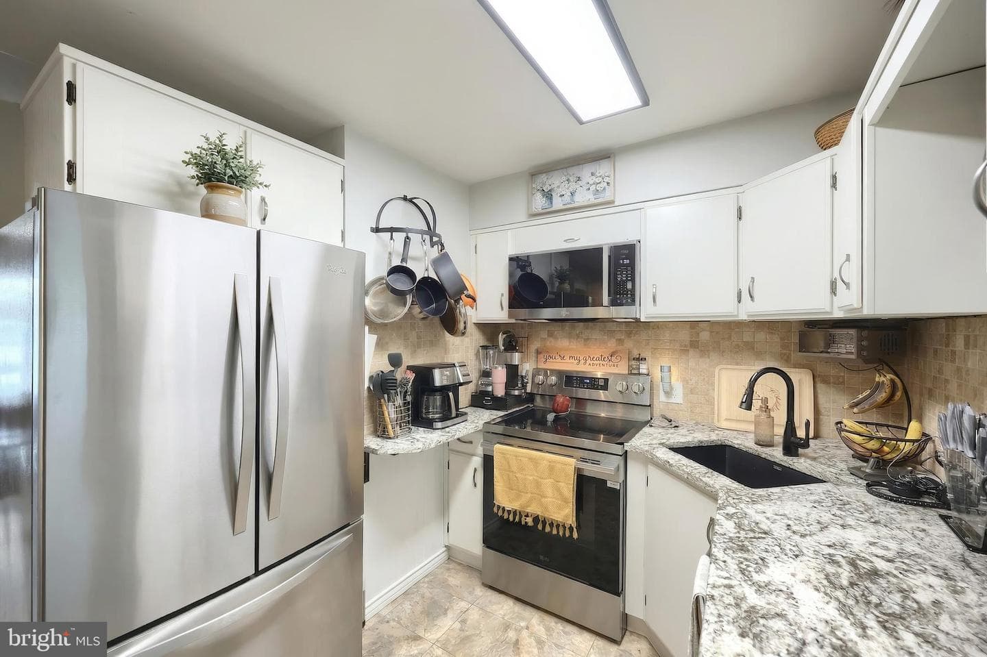 1006 E Walnut Street photo 25