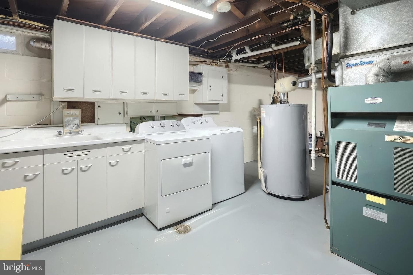 1006 E Walnut Street photo 35