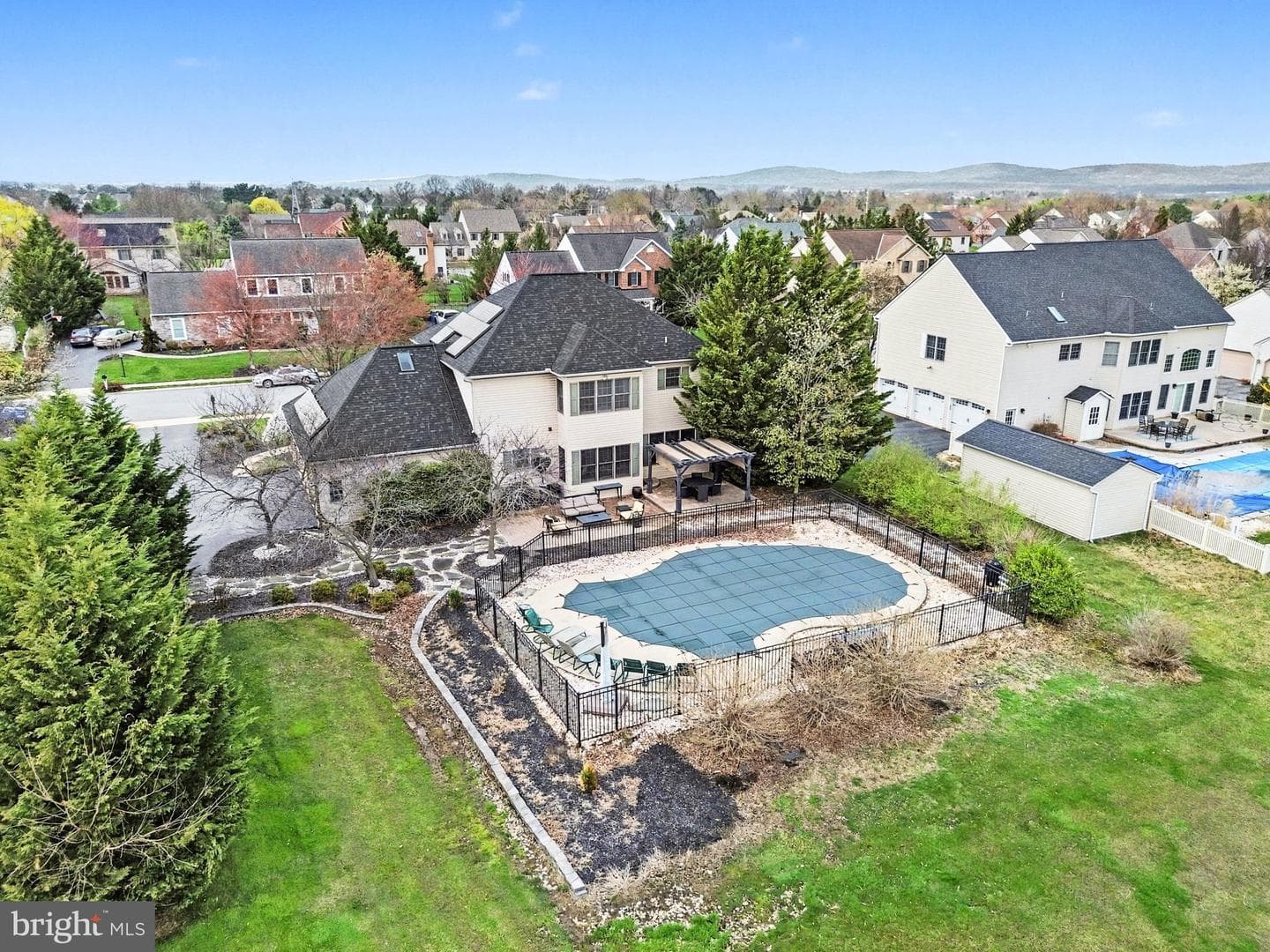 2613 Huntfield Drive photo 41
