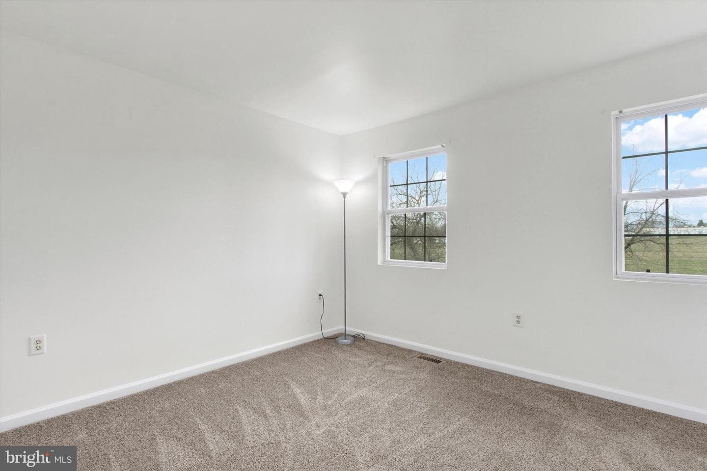 140 Orchard Lane #33 photo 6
