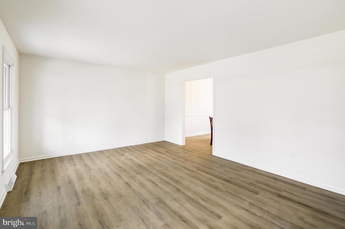 404 Clemens Drive photo 4