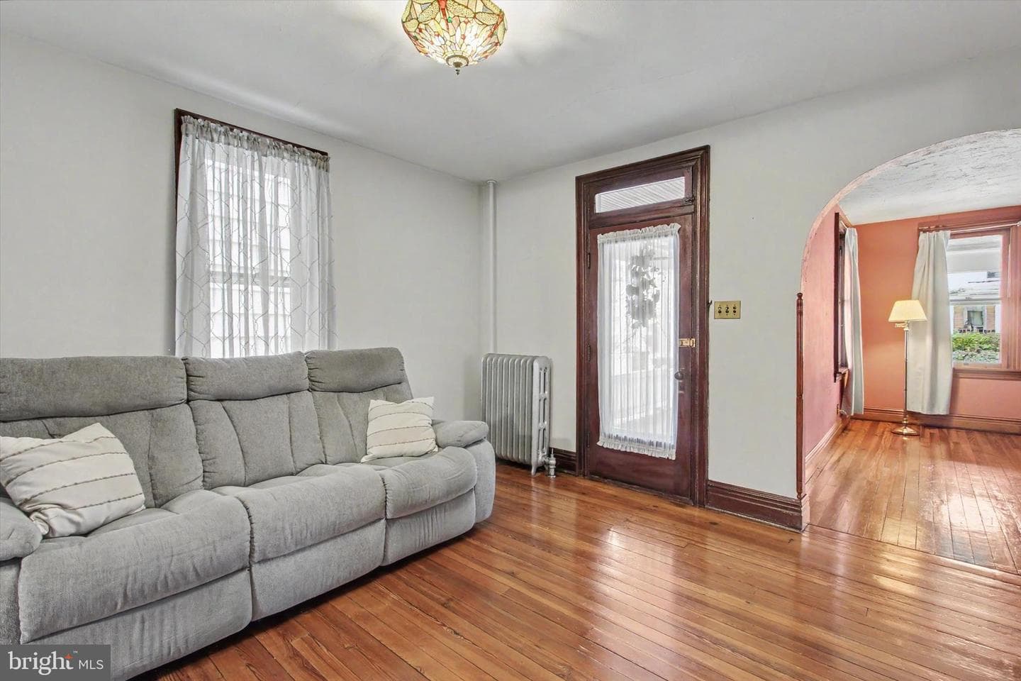 321 E Middle Street photo 5