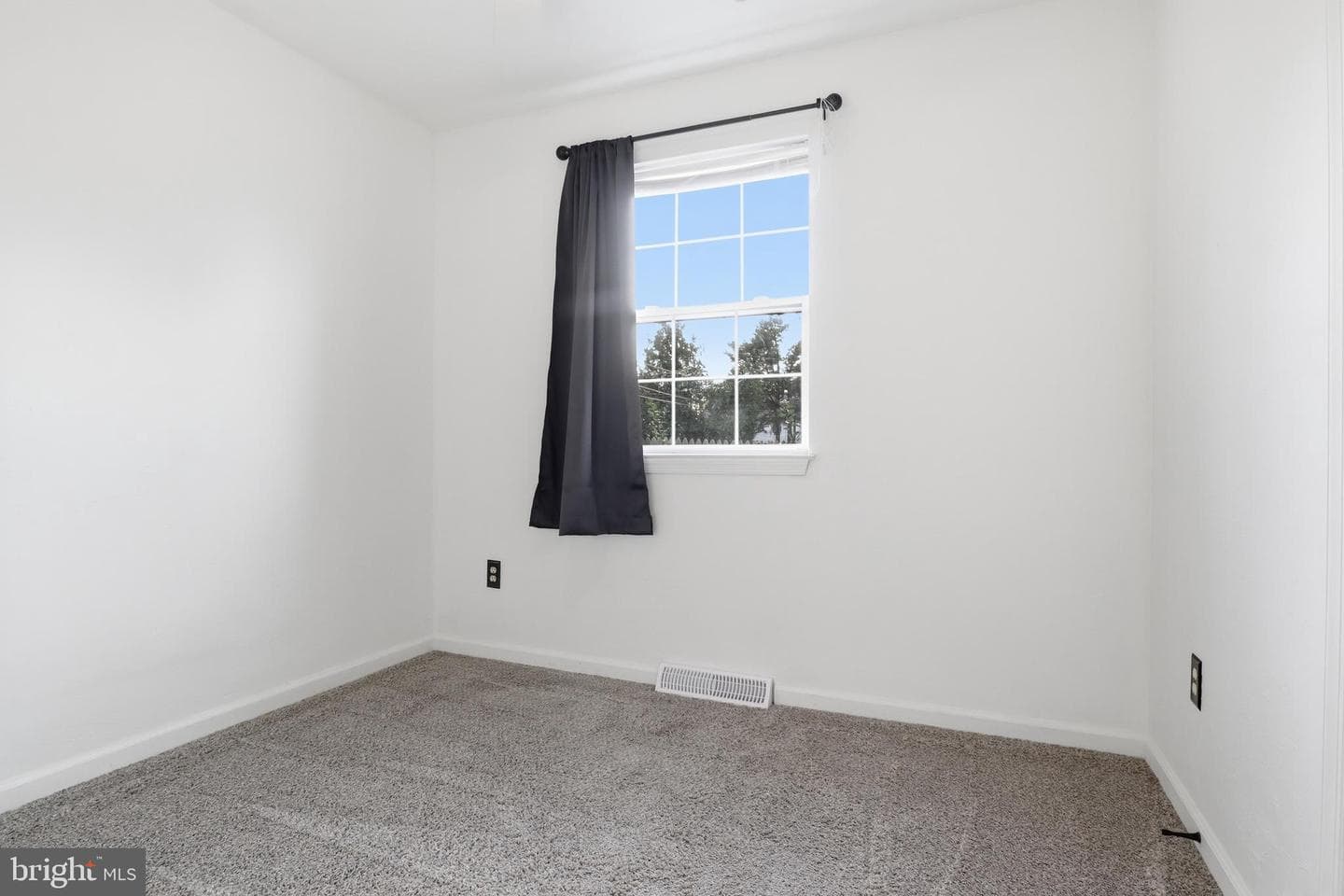 1018 Kelly Drive photo 15