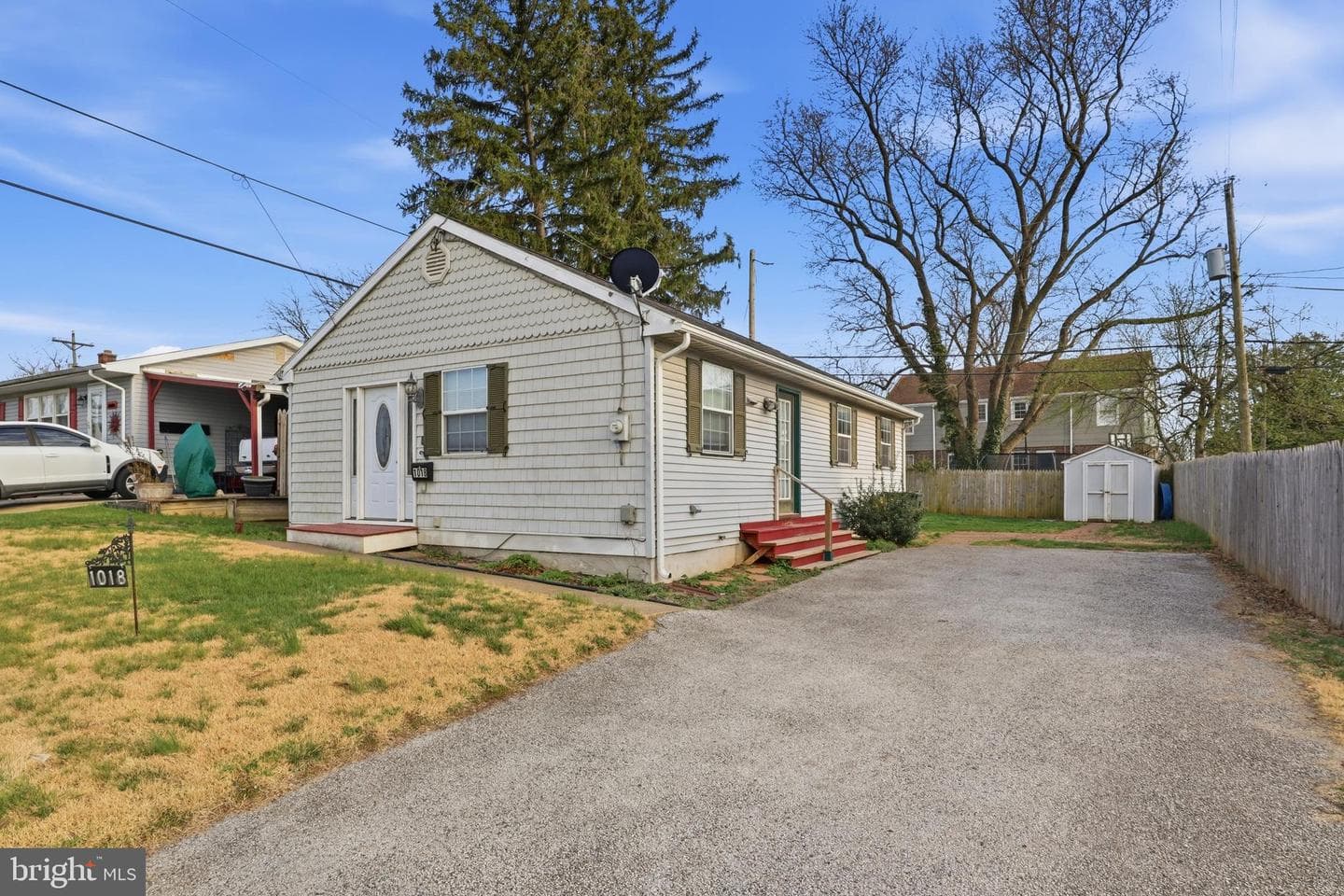 1018 Kelly Drive photo 4