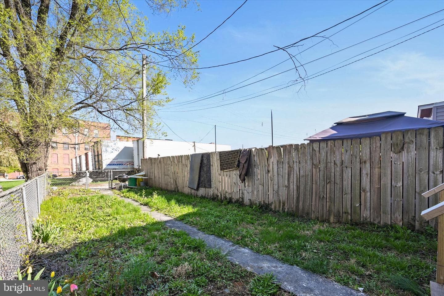 707 York Street photo 29
