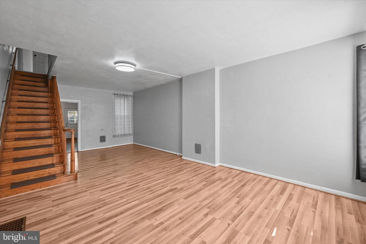 707 York Street photo 4