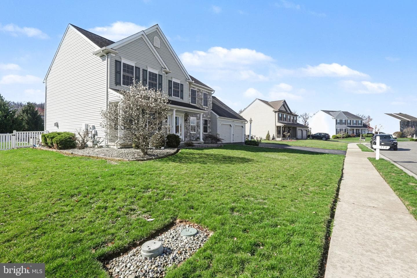 772 Rishel Drive photo 3