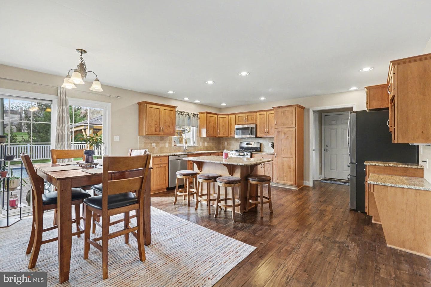 772 Rishel Drive photo 4