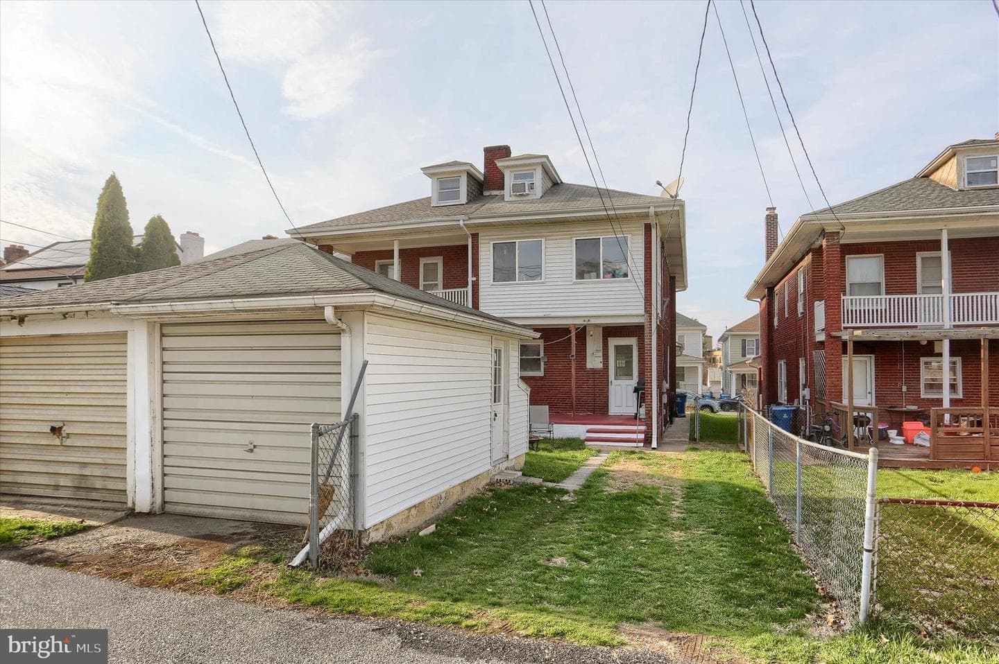 1254 W Poplar Street photo 29