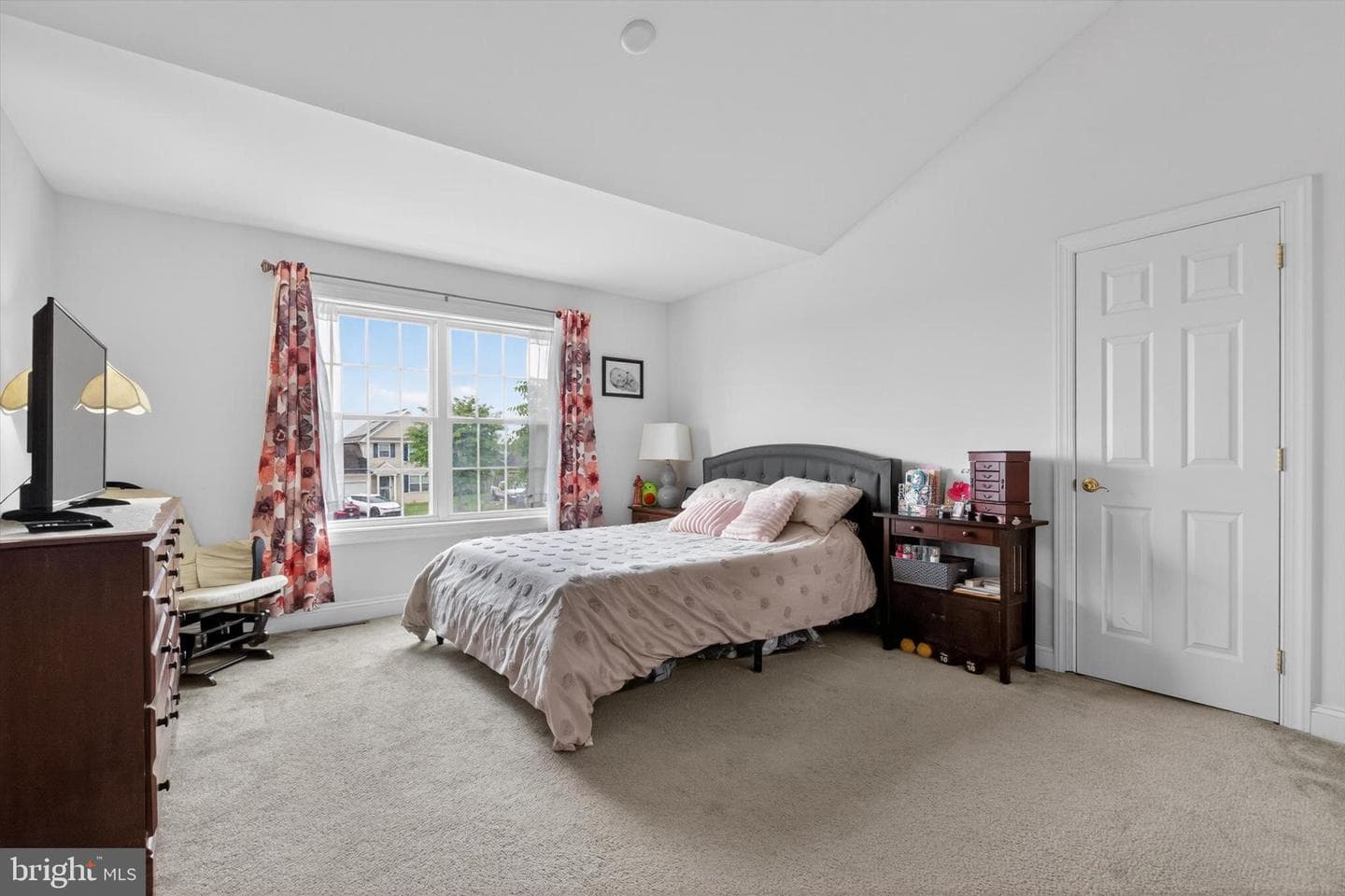 445 Old Stone Way photo 25
