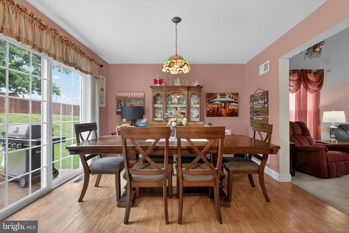 445 Old Stone Way photo 8