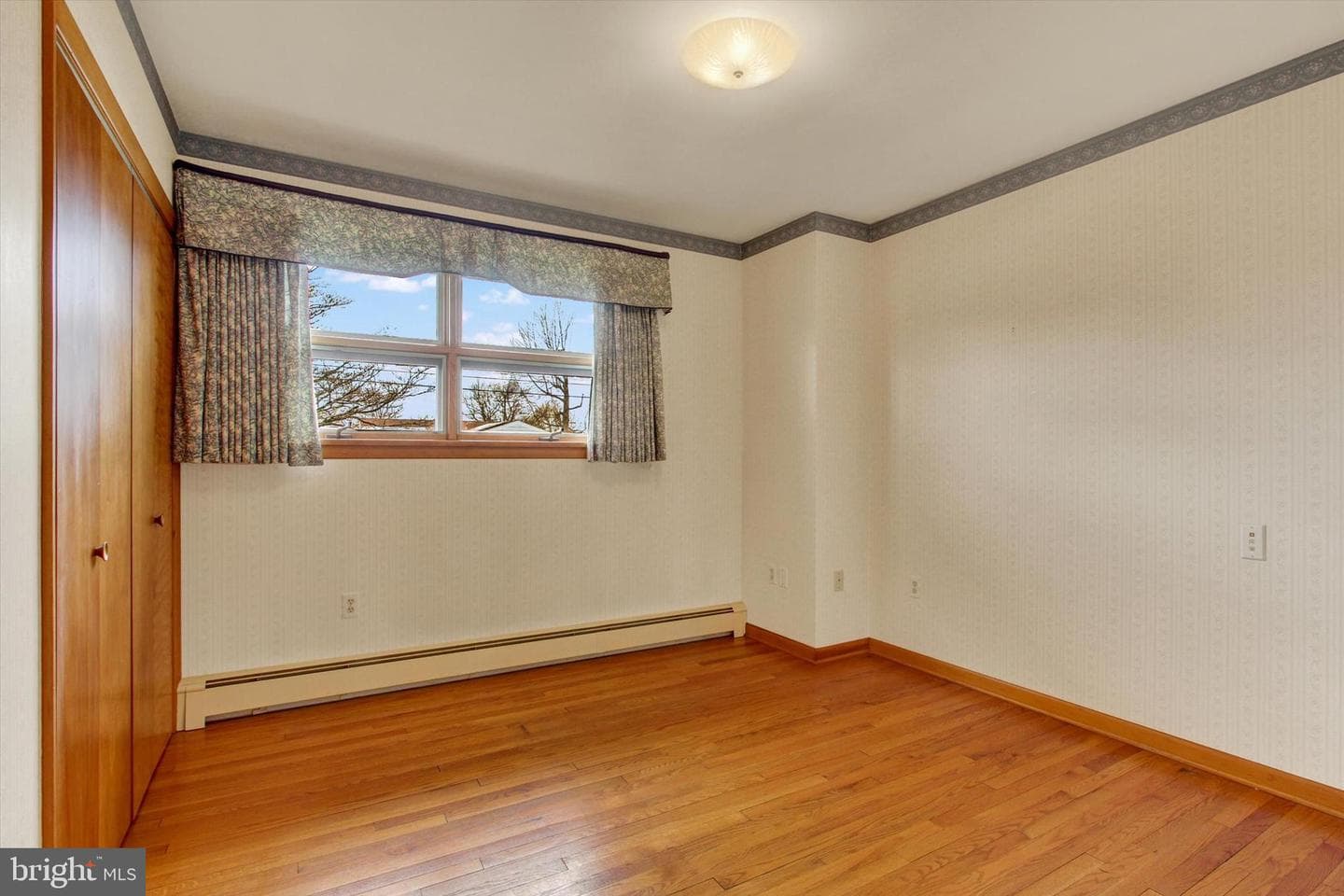 241 Charles Street photo 23