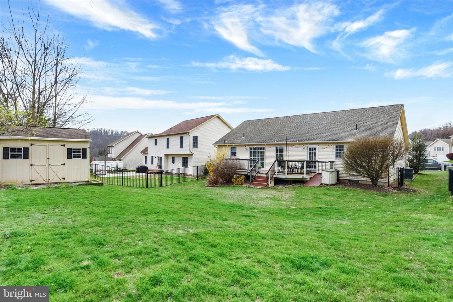 466 Chestnut Way photo 34