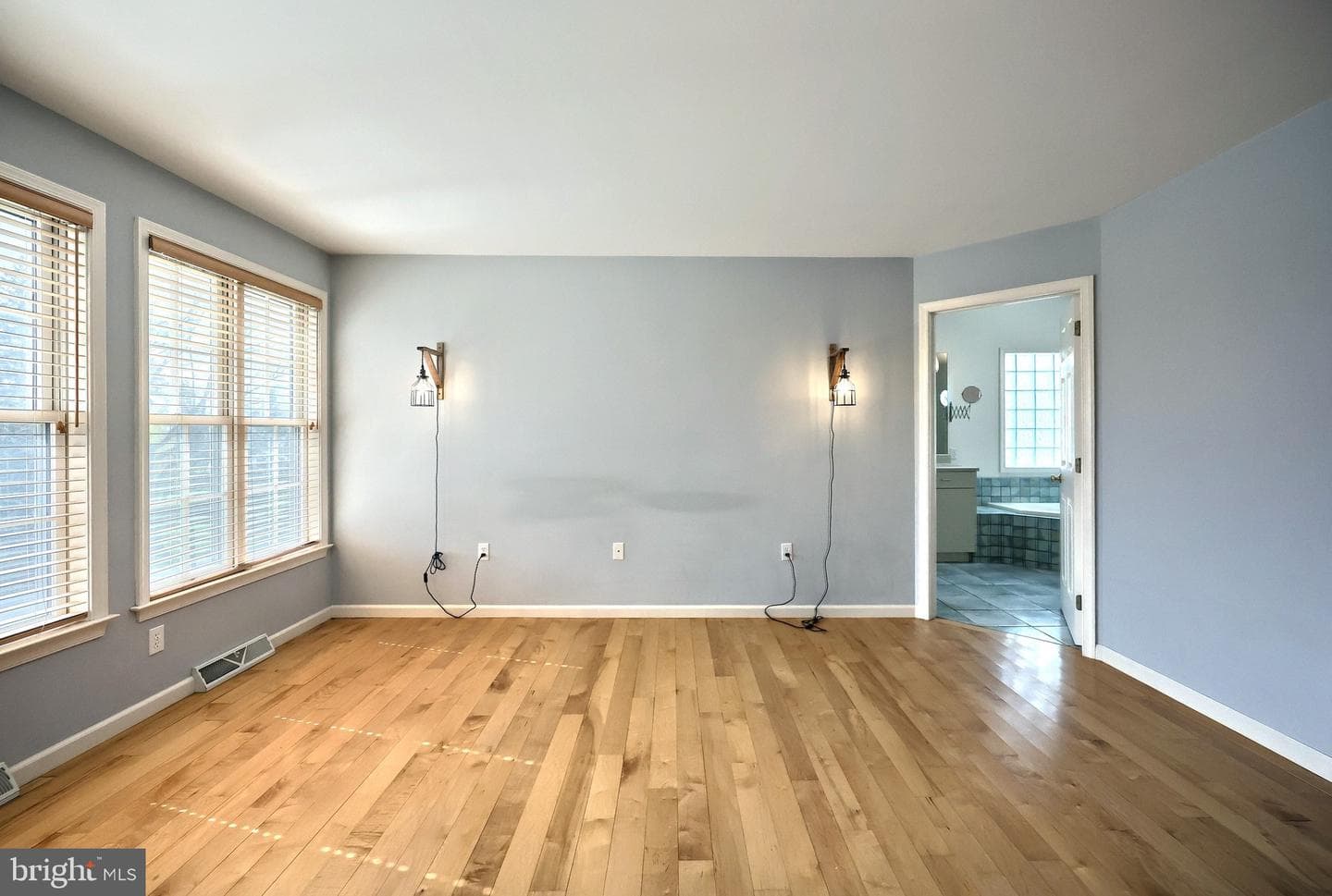 101 Fairfax Dr. photo 36