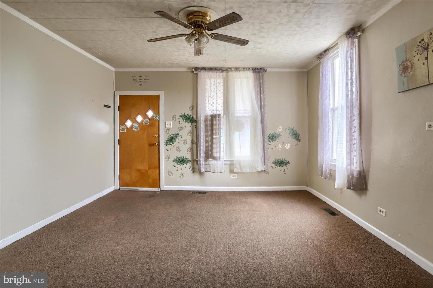 826 Fern Place photo 5