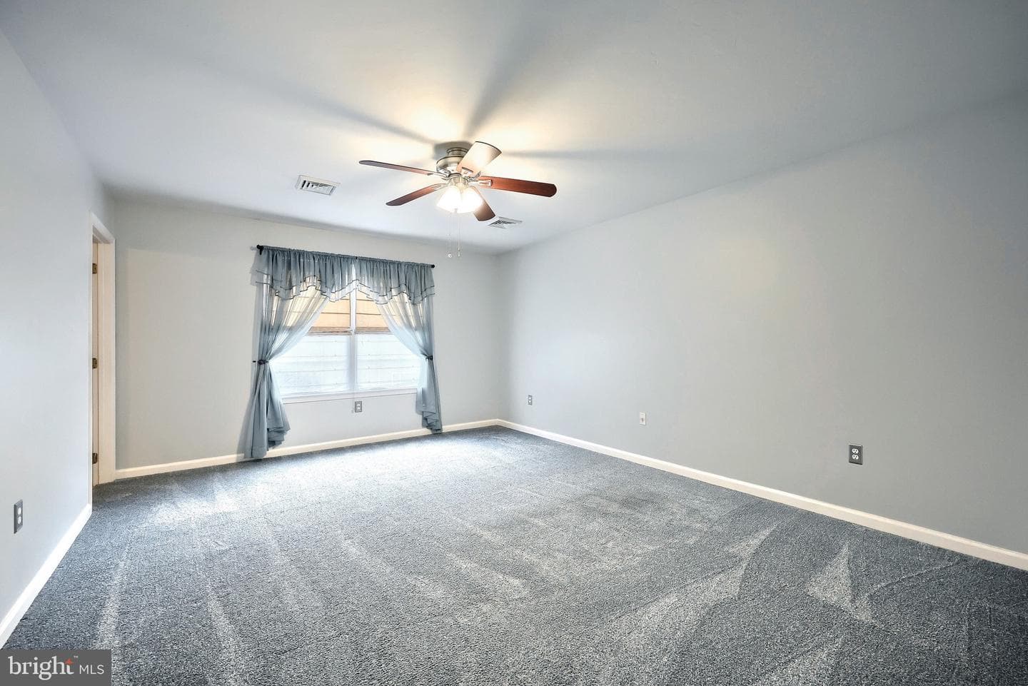 7170 Seneca Ridge Drive photo 19