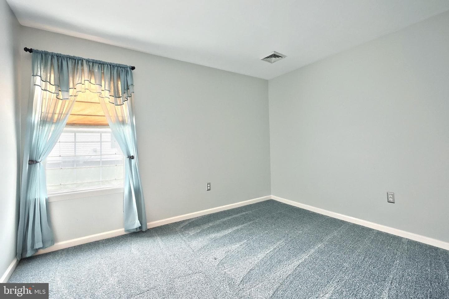 7170 Seneca Ridge Drive photo 23