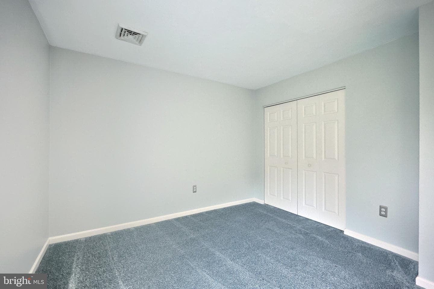 7170 Seneca Ridge Drive photo 24