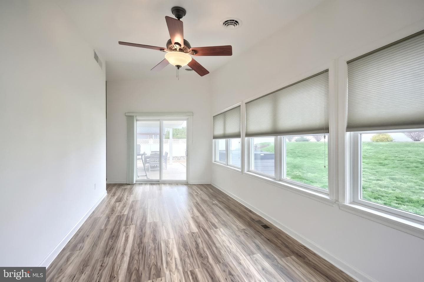 1436 Wheatfield Drive photo 30