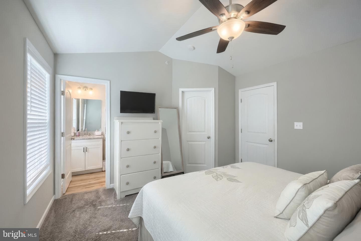 56 Coop Lane photo 18