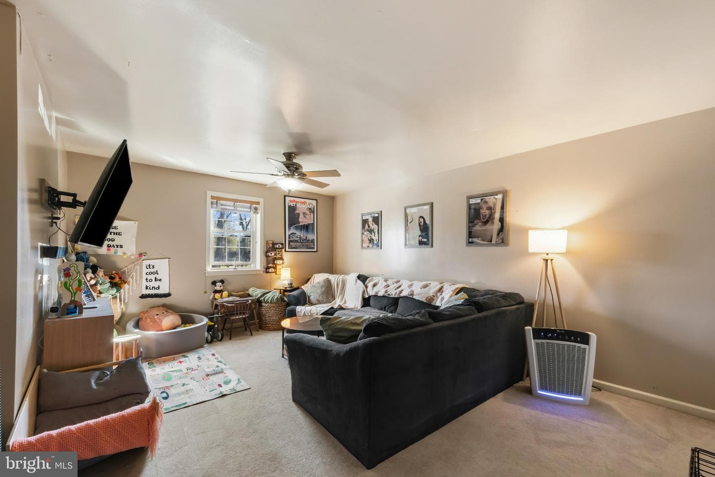 210 Wheaton Street photo 13