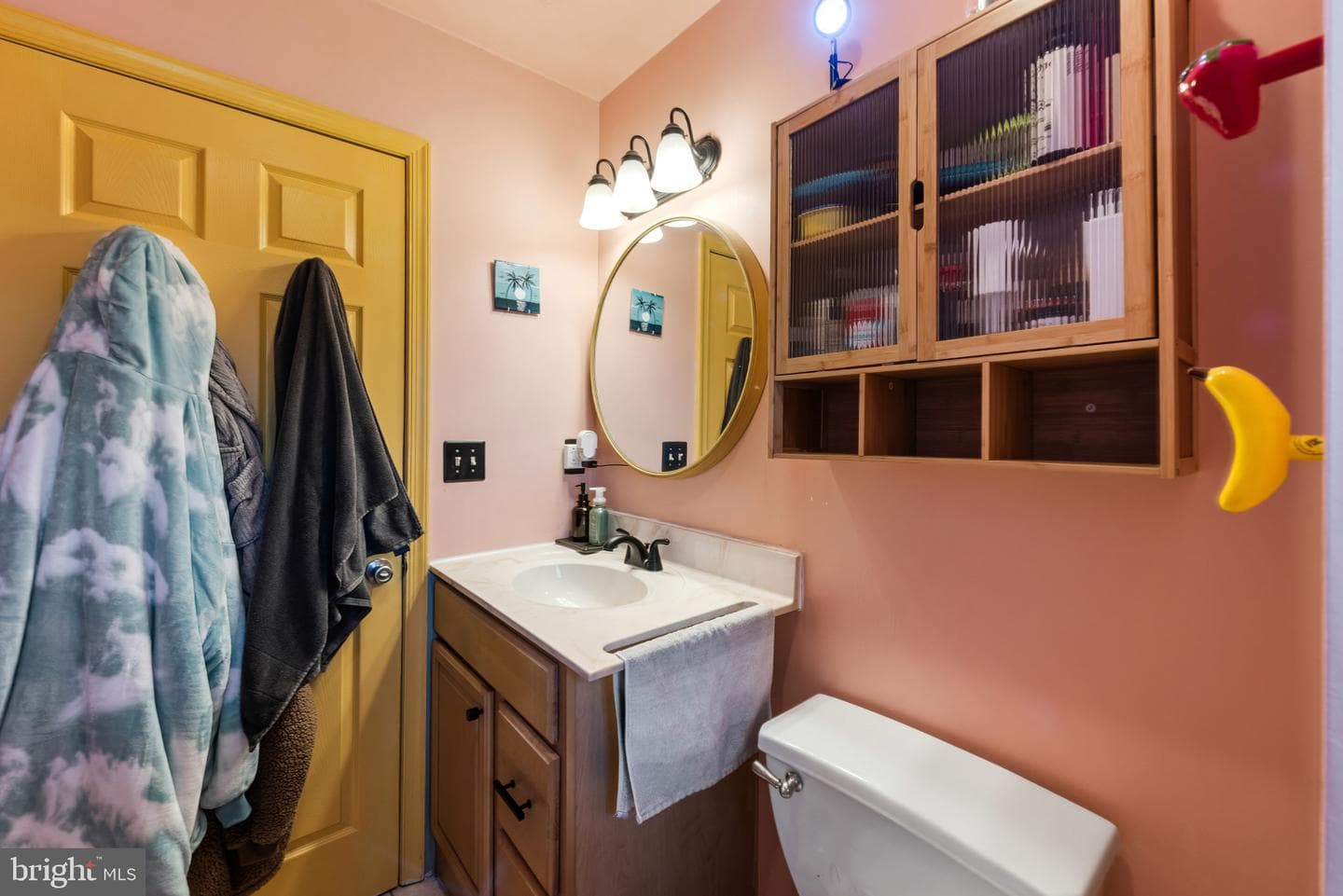 210 Wheaton Street photo 24