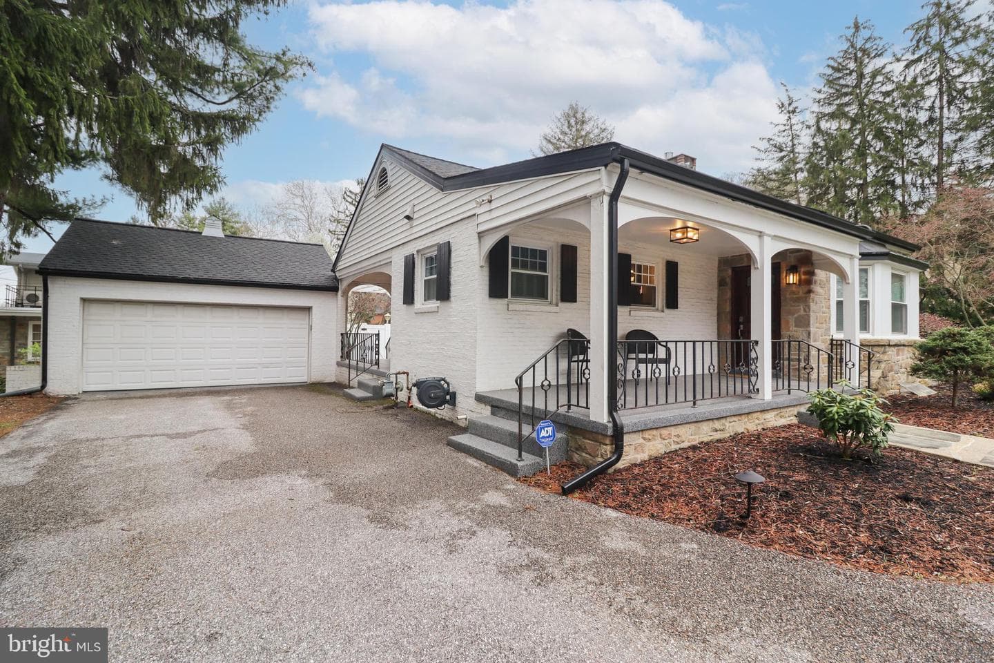 1023 Brockie Drive photo 9