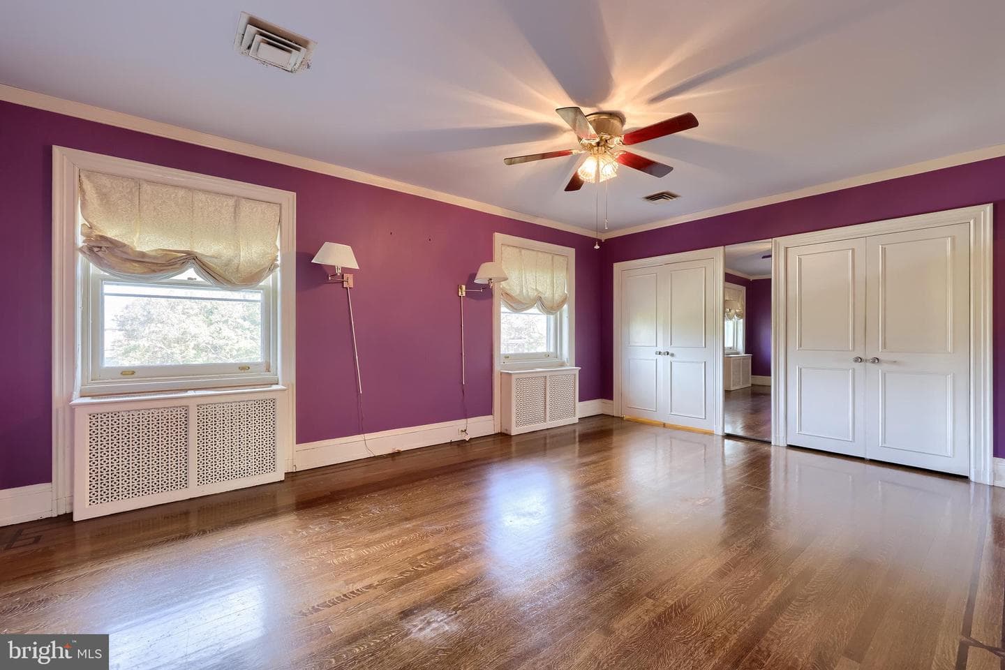 146 E Springettsbury Avenue photo 25