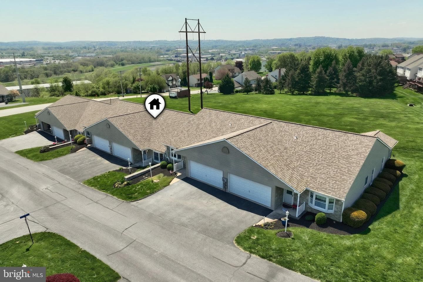 548 Buckthorn Drive #16 photo 2
