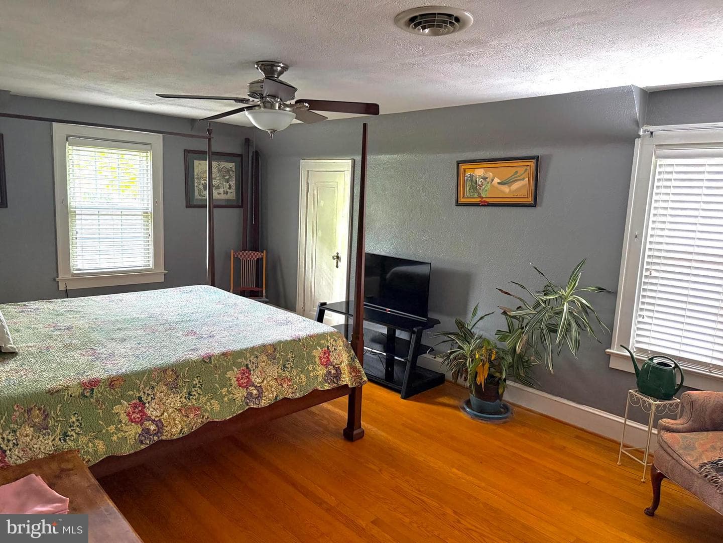 102 S Ogontz Street photo 16