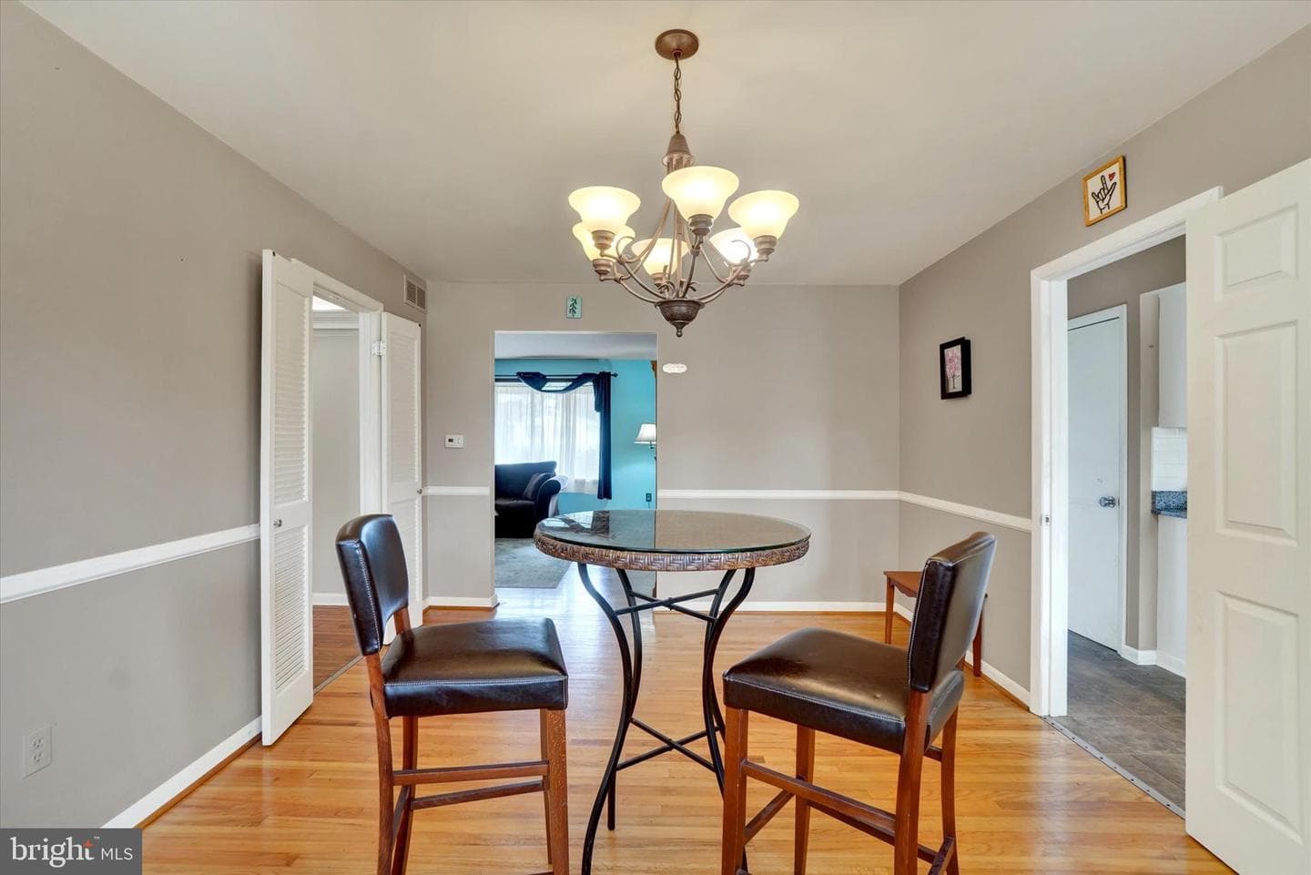 5 Marlborough Drive photo 8