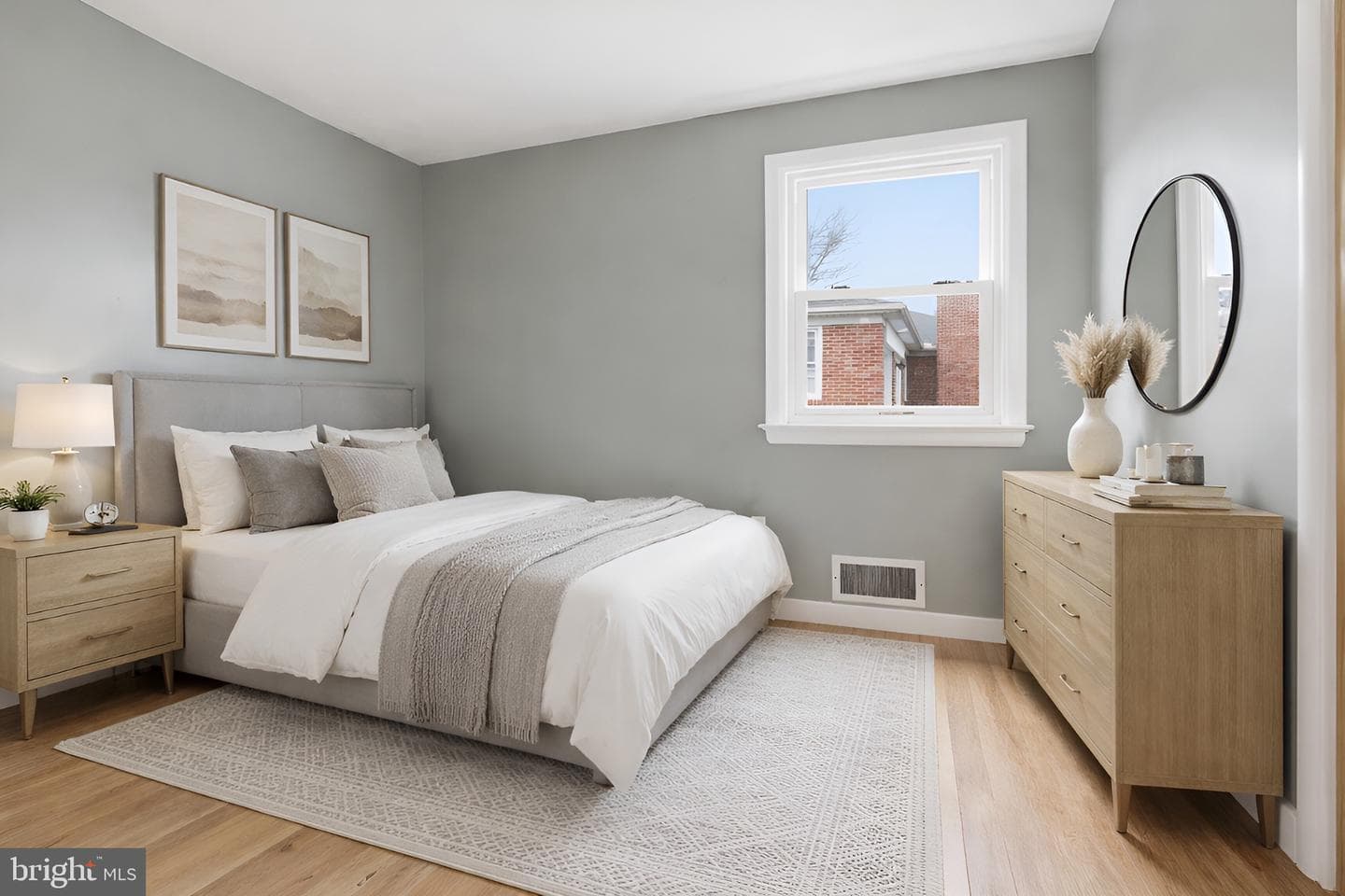 456 York Street photo 14
