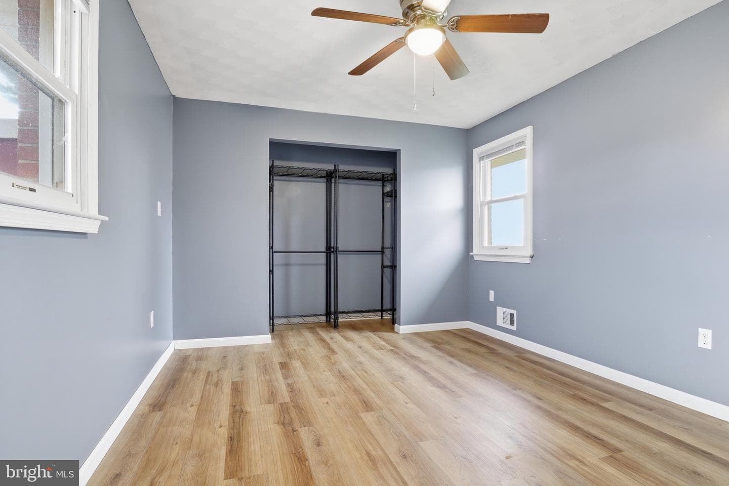 456 York Street photo 24