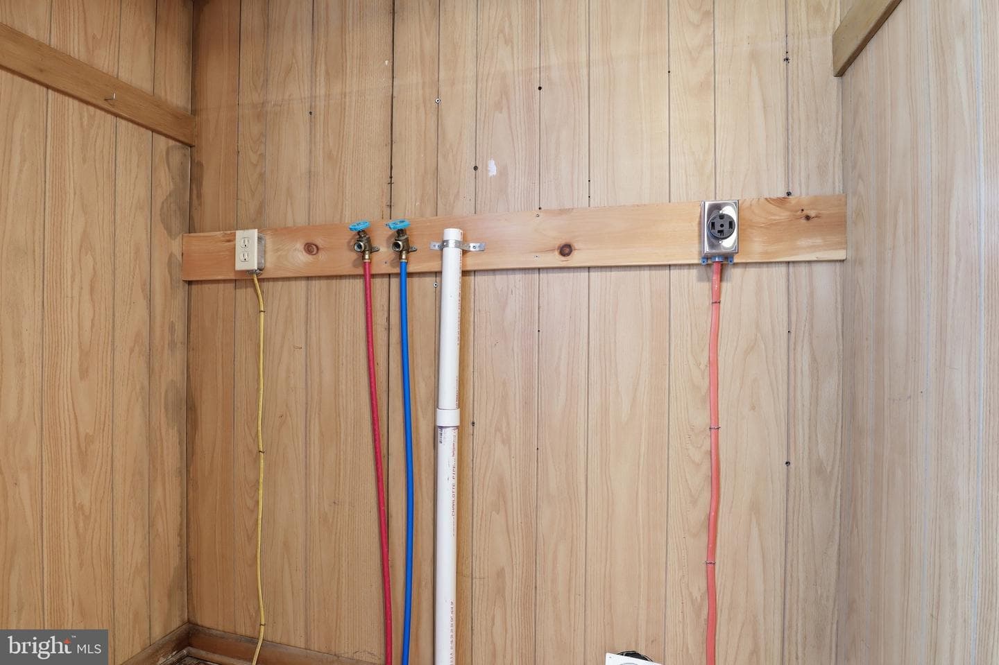 456 York Street photo 27