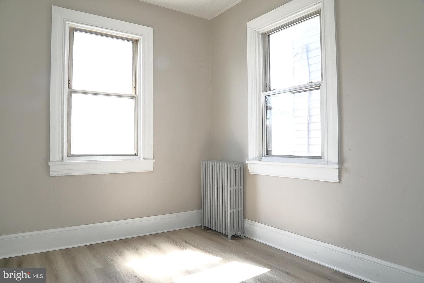 875 E Prospect Street photo 16