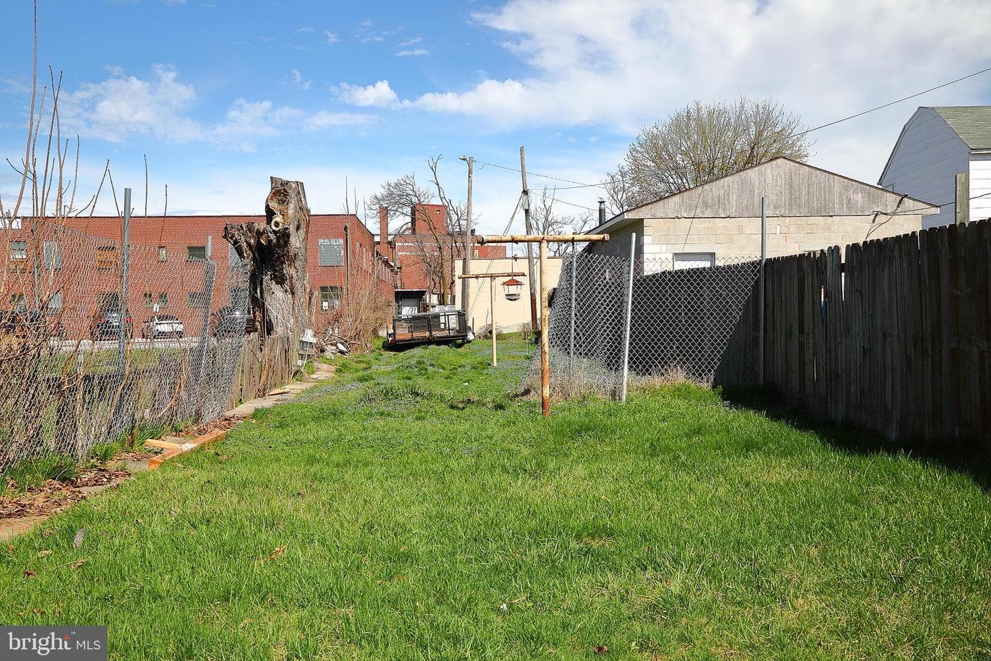 875 E Prospect Street photo 21
