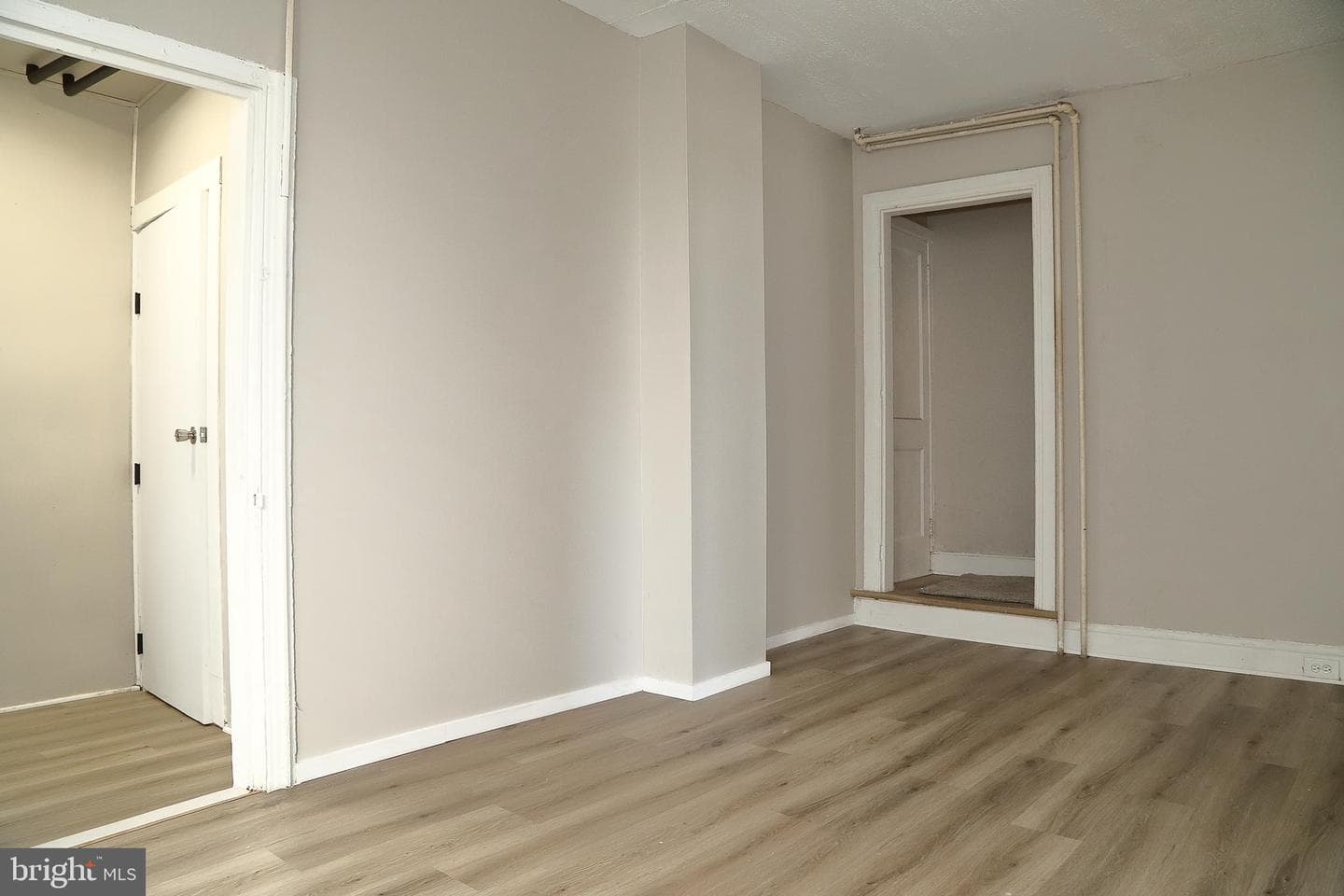 875 E Prospect Street photo 7