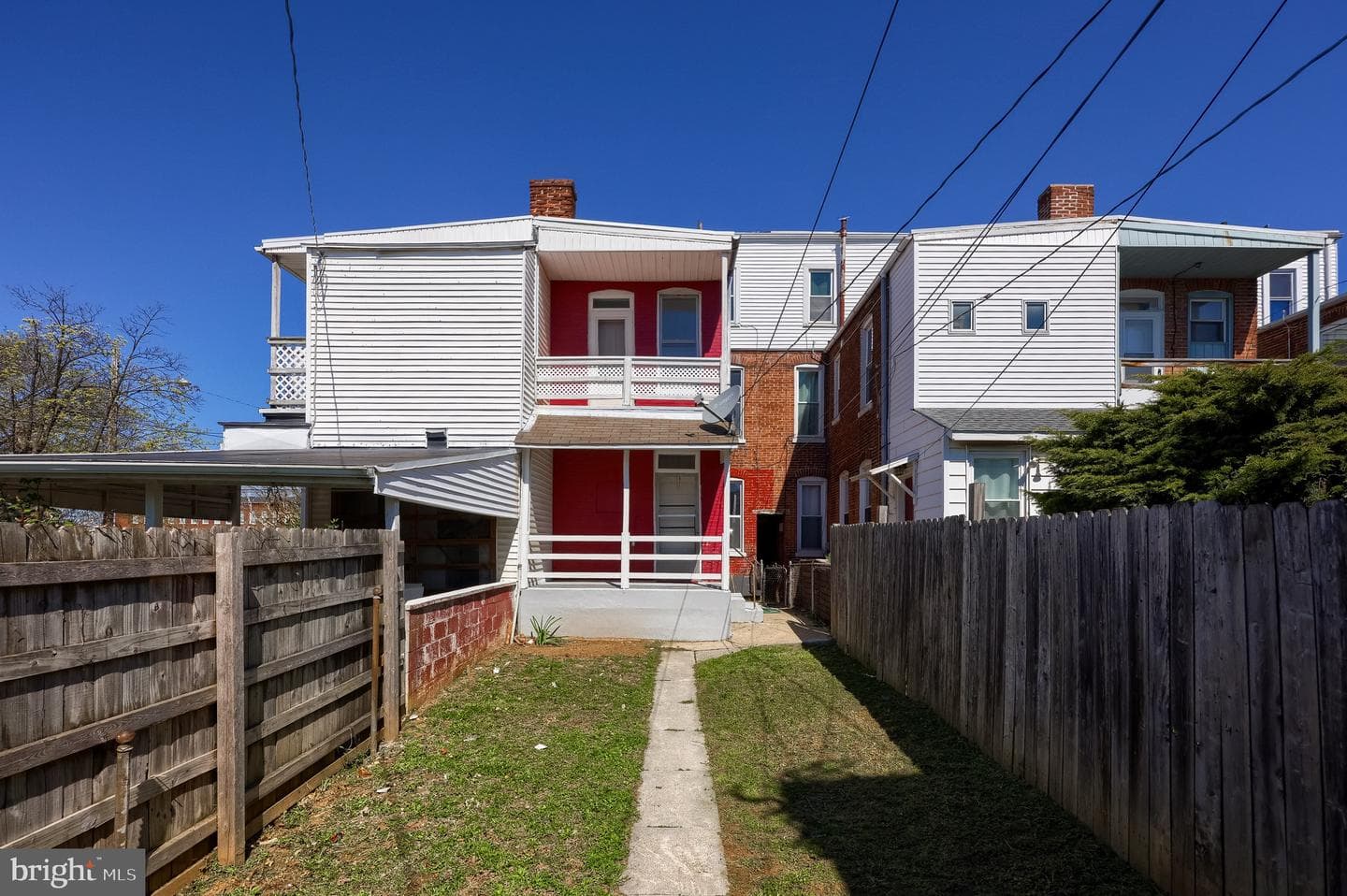 702 York Street photo 7