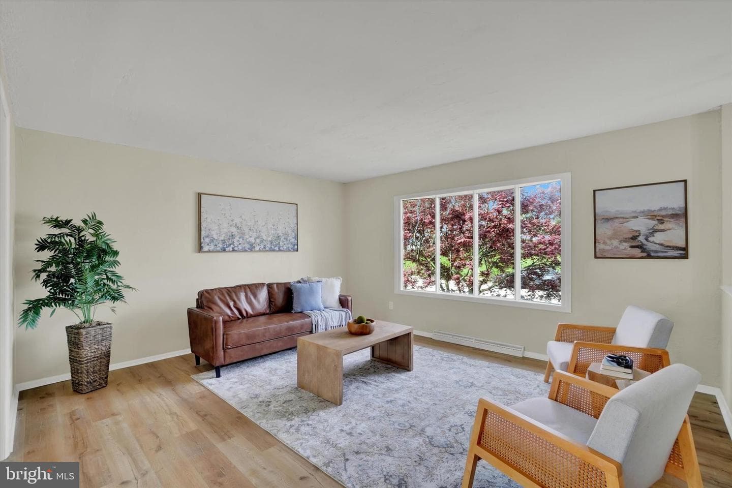 2700 Thornbridge Road E photo 2