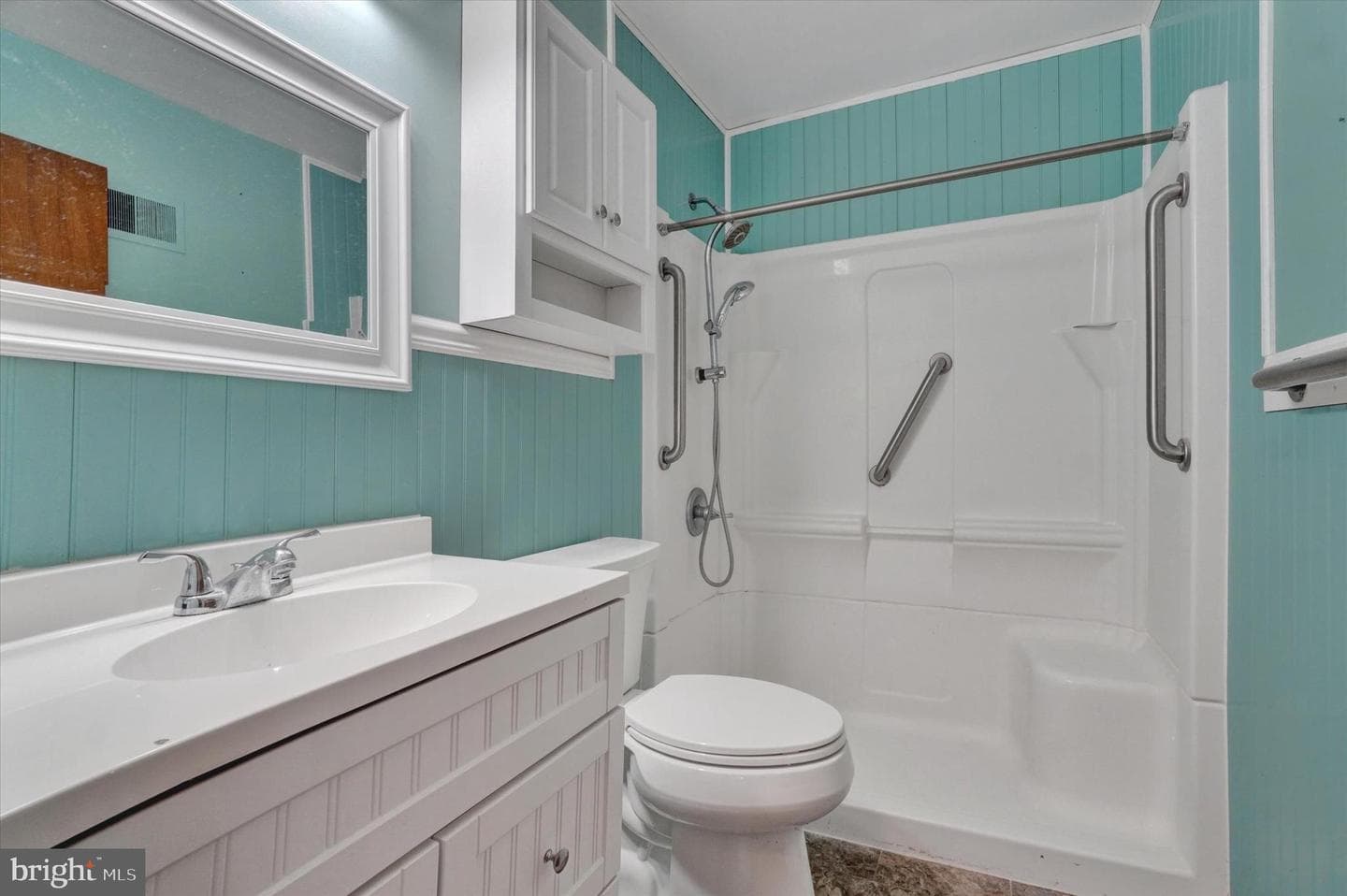 2833 Anita Drive photo 17