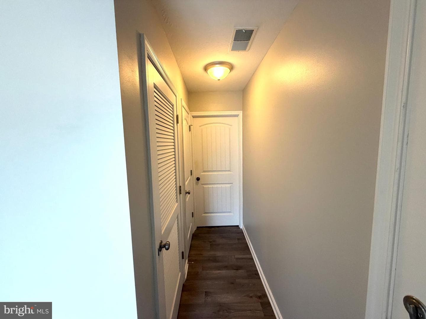 522 Charles Avenue photo 10