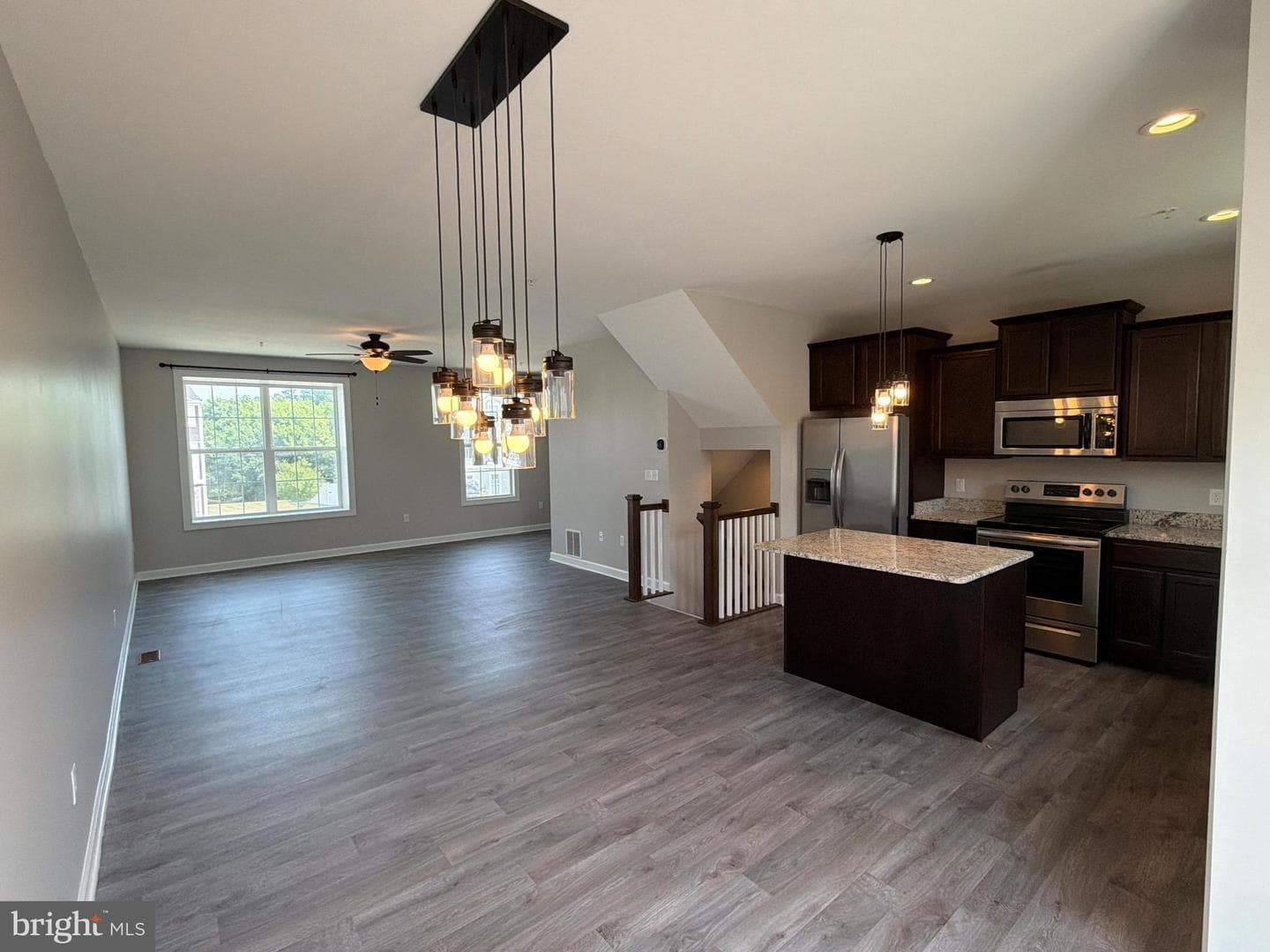 522 Charles Avenue photo 12